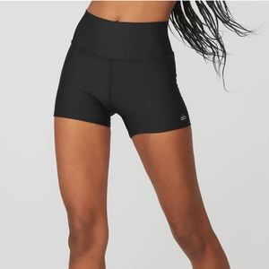 Alo 3" High-Waist Airlift Short